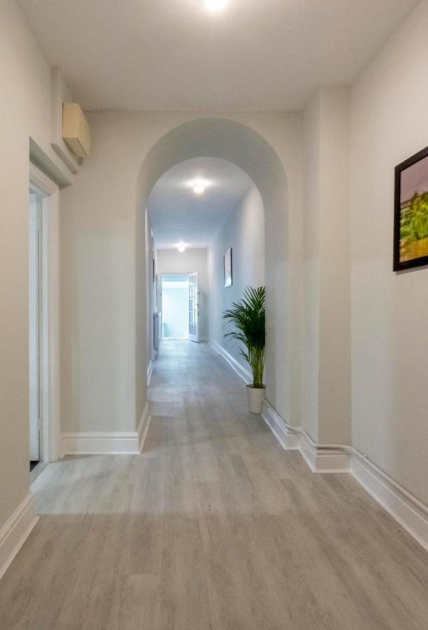 Free Parking! Very Large 2 Bedroom Clifton Flat Бристоль Экстерьер фото