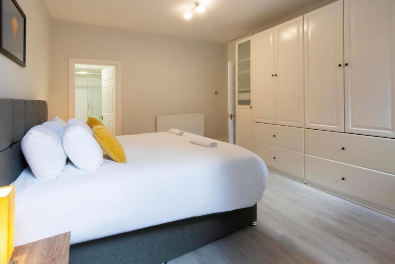 Free Parking! Very Large 2 Bedroom Clifton Flat Бристоль Экстерьер фото