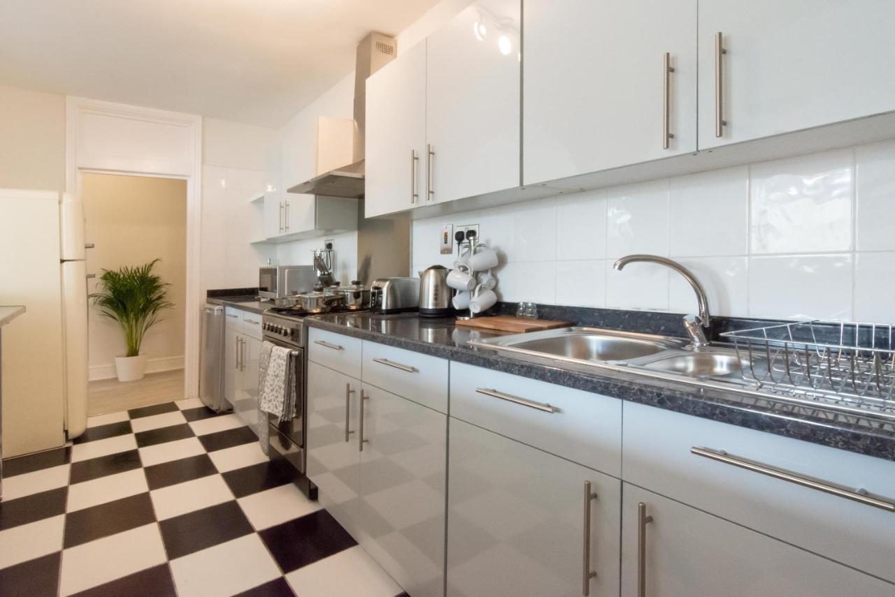 Free Parking! Very Large 2 Bedroom Clifton Flat Бристоль Экстерьер фото